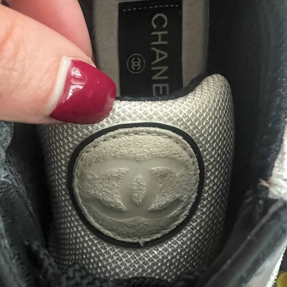 Chanel sneakers- sold out in stores - Picture 6 of 6